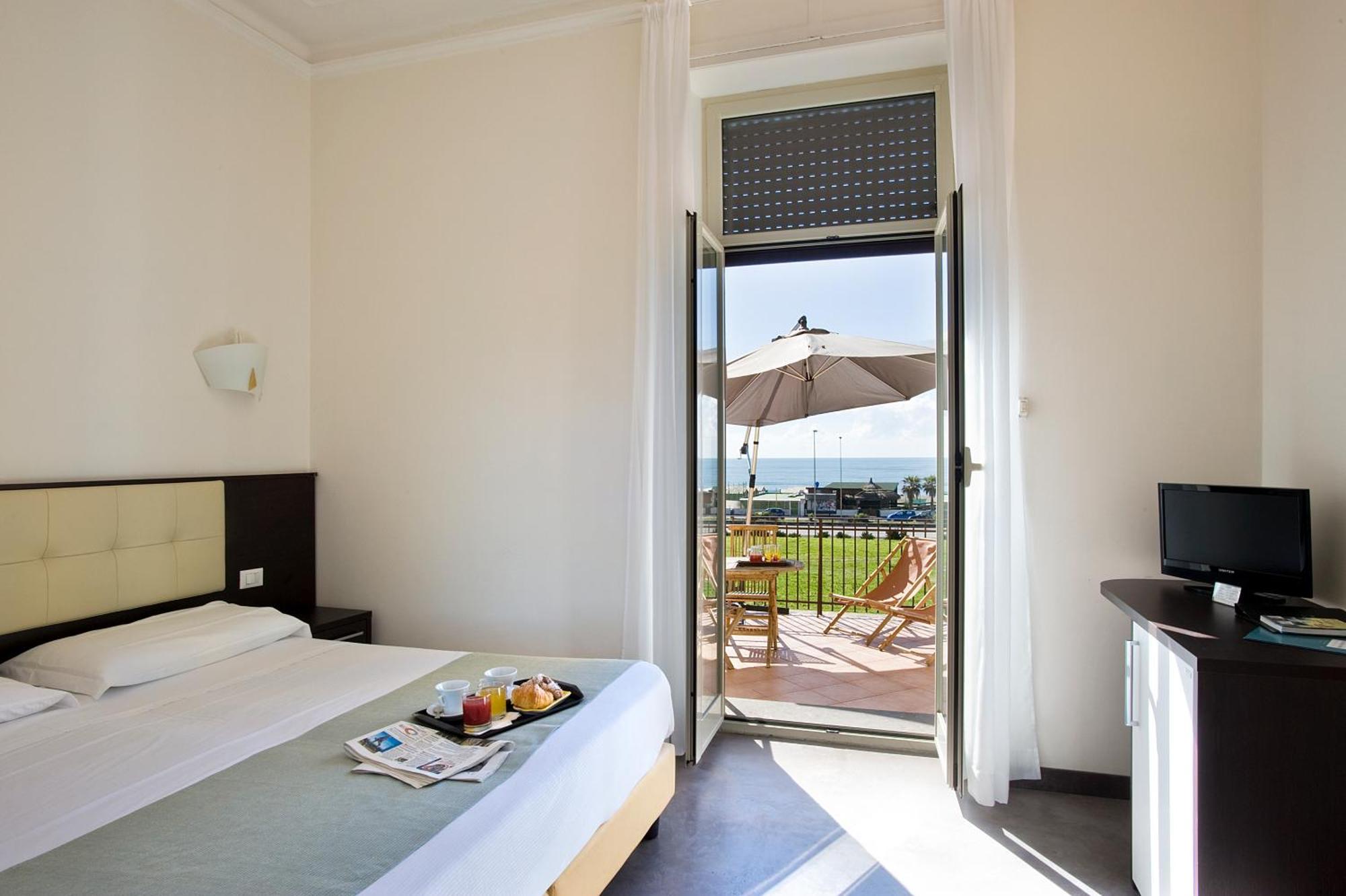Hotel Bellavista Lido di Ostia Exterior photo
